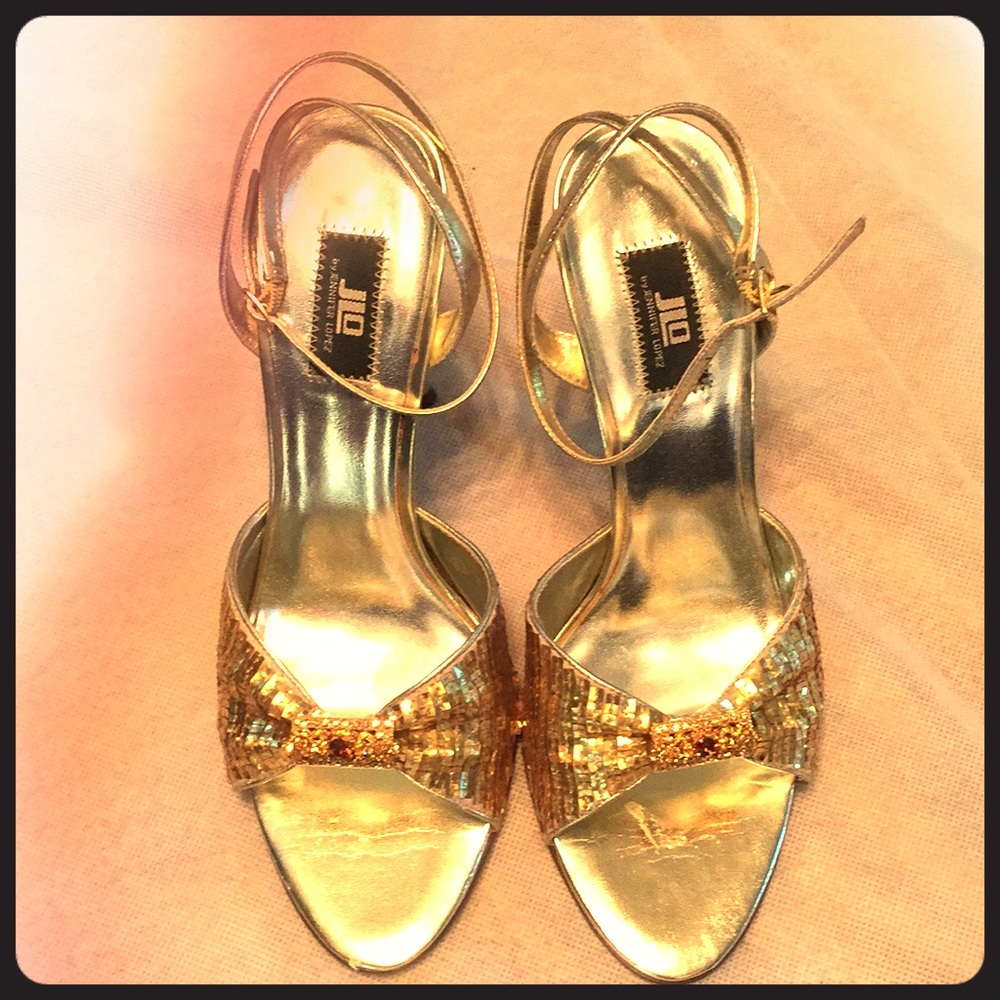 Formal Gold sequined high heeled shoes